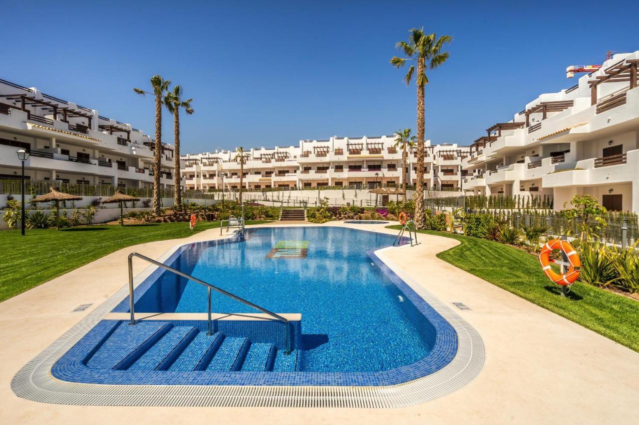 Lujoso Apartment San Juan De Los Terreros Luaran gambar